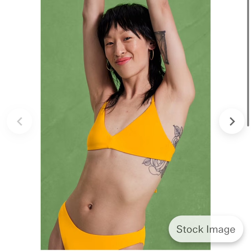 Girlfriend Collective Lanai Bikini Top in Spritz